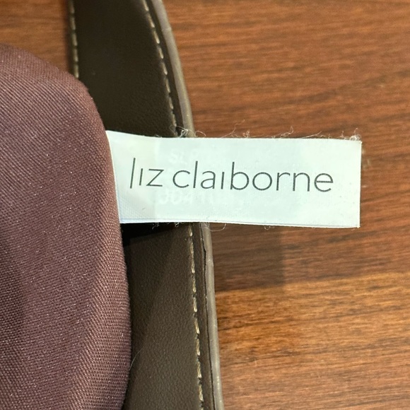 🌟HP🌟VTG 2000s Liz Claiborne Small Monogrammed Beige Fabric & Faux Leather Hobo - Picture 5 of 11